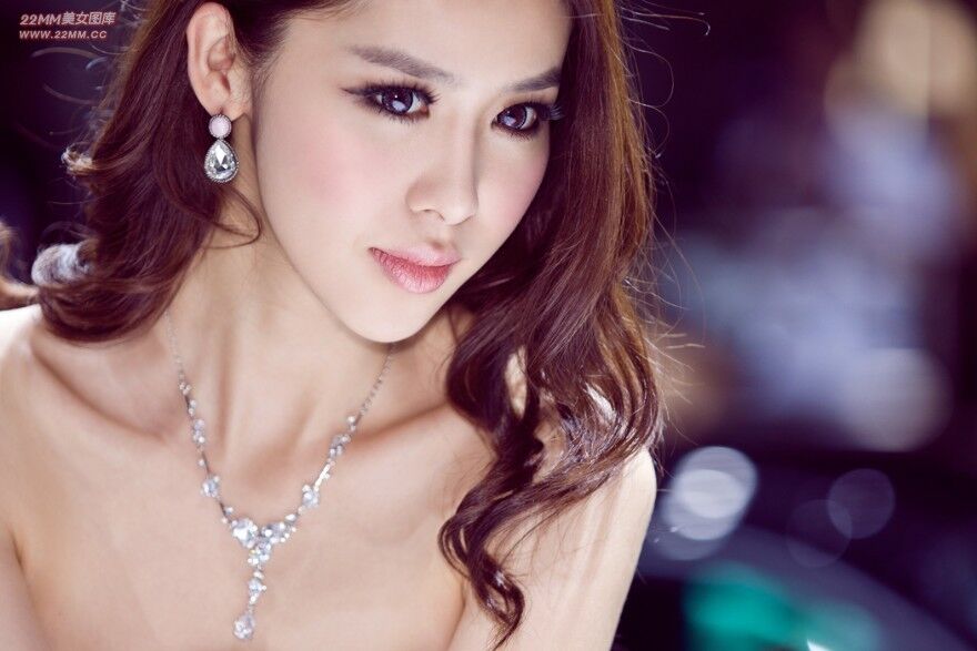 Modelo ng Auto Show-Zhang Yiwen-Beauty Gossip.56207.jpg