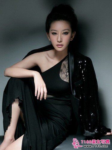 Tang Yifei menampilkan Xiaojiabiyu (9).8825.20141202142704.jpg